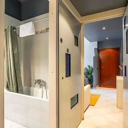 Apartamento - 10 Minutes To Duomo And Train Station *