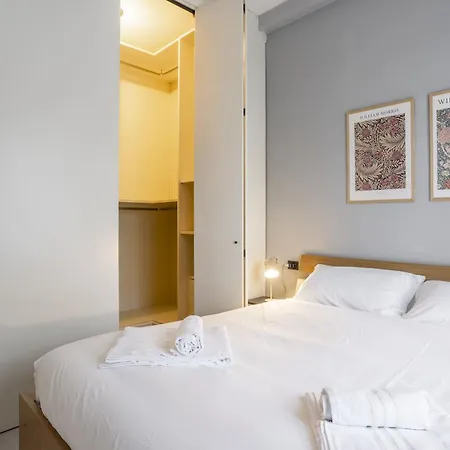 - 10 Minutes To Duomo And Train Station
