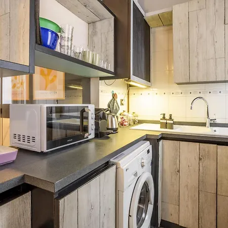Apartamento - 10 Minutes To Duomo And Train Station *